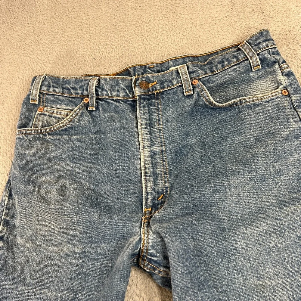 Levis note stains